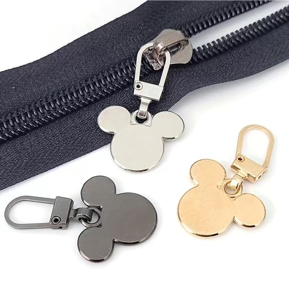 5pc Assorted Metal Zipper Pulls - Charms - Picture 5 of 6